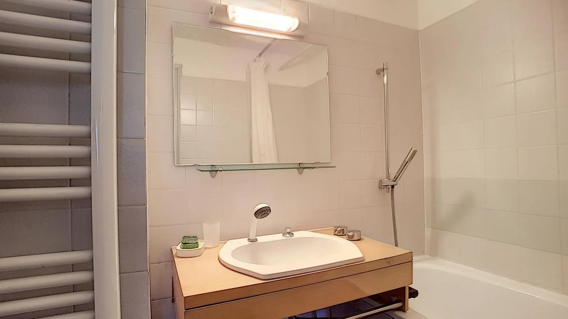 Grizzli 23 - Appartement - 4 Pers - Ski-In-Out Les Gets France