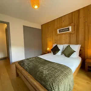 Rez De Jardin, Les Gets, Renove Et Calme Appartement