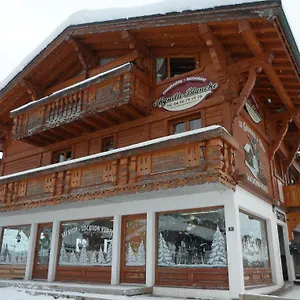 Hotel Aiguille Blanche Logis, Les Gets